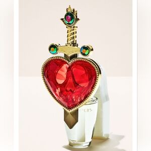 Bath & Body Works Evil Queen Wallflower Plug In Light Up Limited Edition.